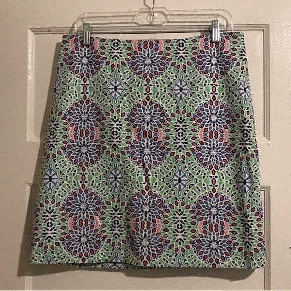 Talbots Colorful Stained Glass Kaleidoscope Fitted Pencil Above Knee Skirt - Picture 1 of 13